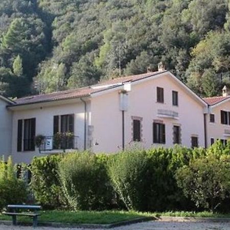 Il Casolare Della Cascata Hotel แตร์นี ภายนอก รูปภาพ